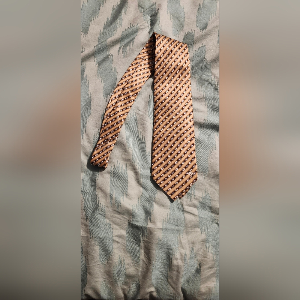 Vintage‎ Versace V2 Men's Tie100% Silk 58' Long